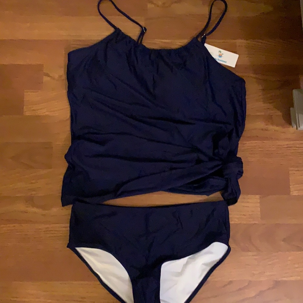 Navy tankini